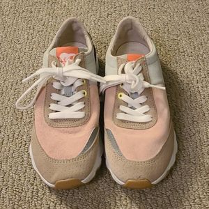 Sorel Sneakers size 7